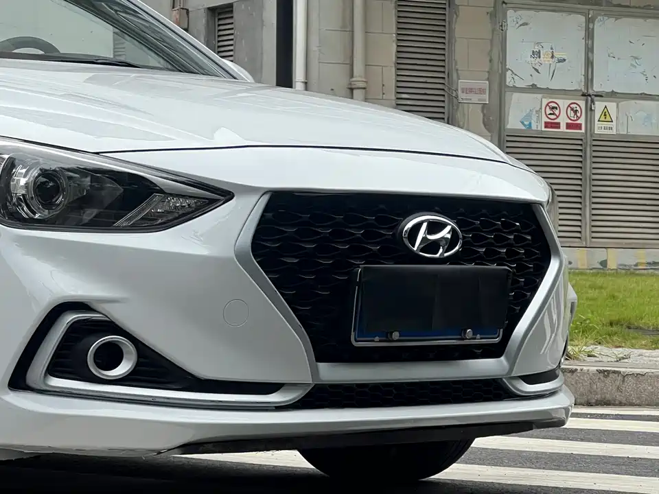 Hyundai Yuedong