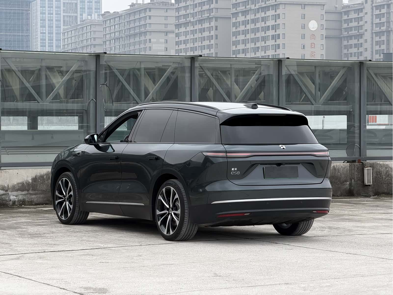 NIO ES8, 2024 6