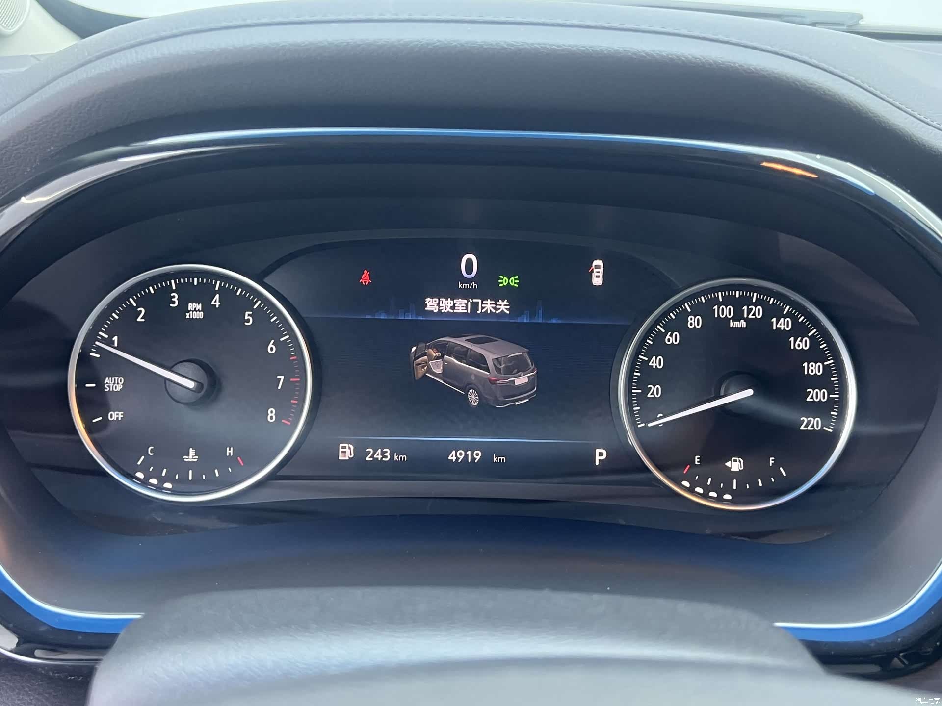 Buick GL8, 2025 22