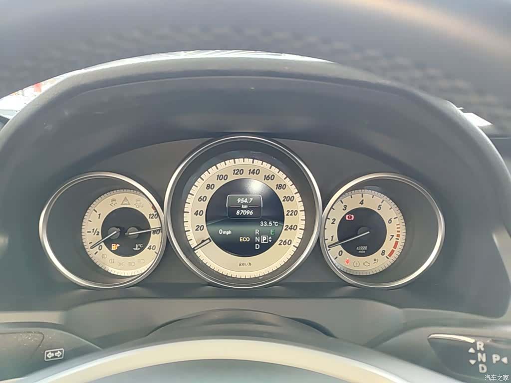 Mercedes-Benz E-Class, 2014 12