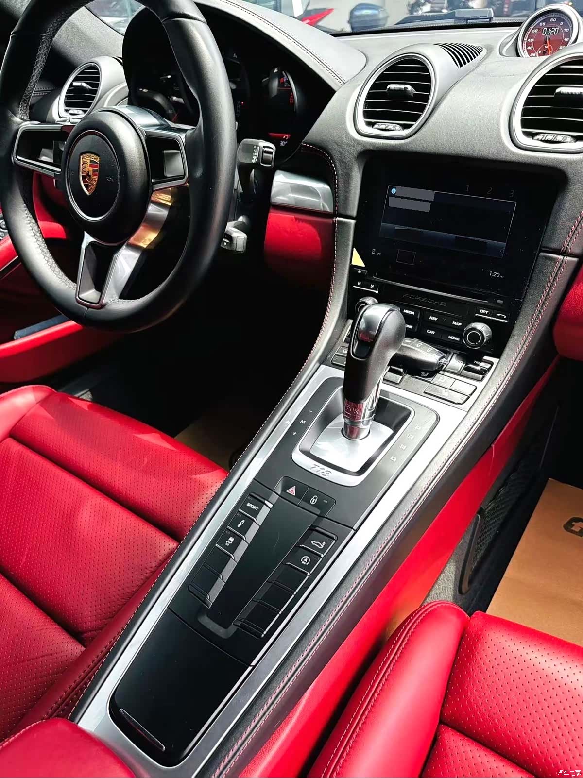 Porsche Cayman, 2018 4