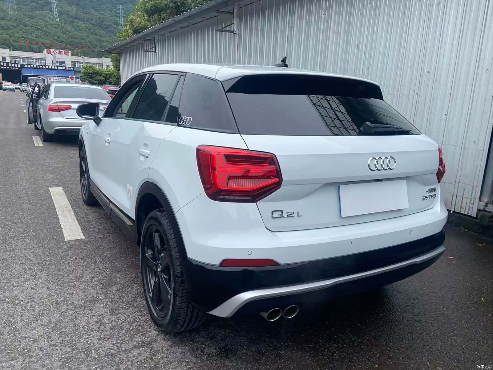 Audi Q2L, 2020 7