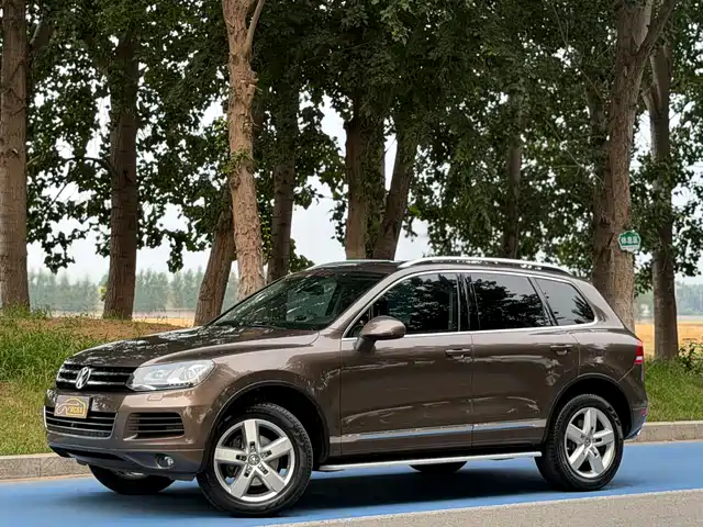 Volkswagen Touareg 2015 — купить из Китая под заказ