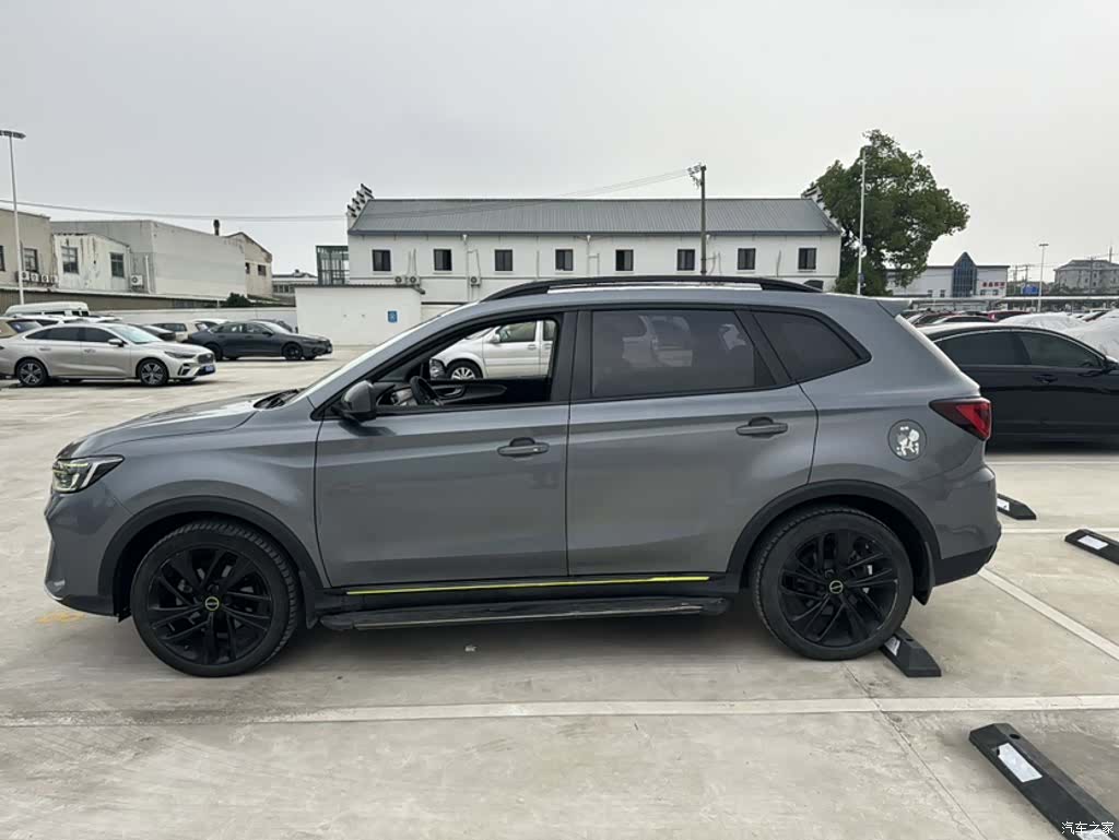 Roewe RX5, 2020 24