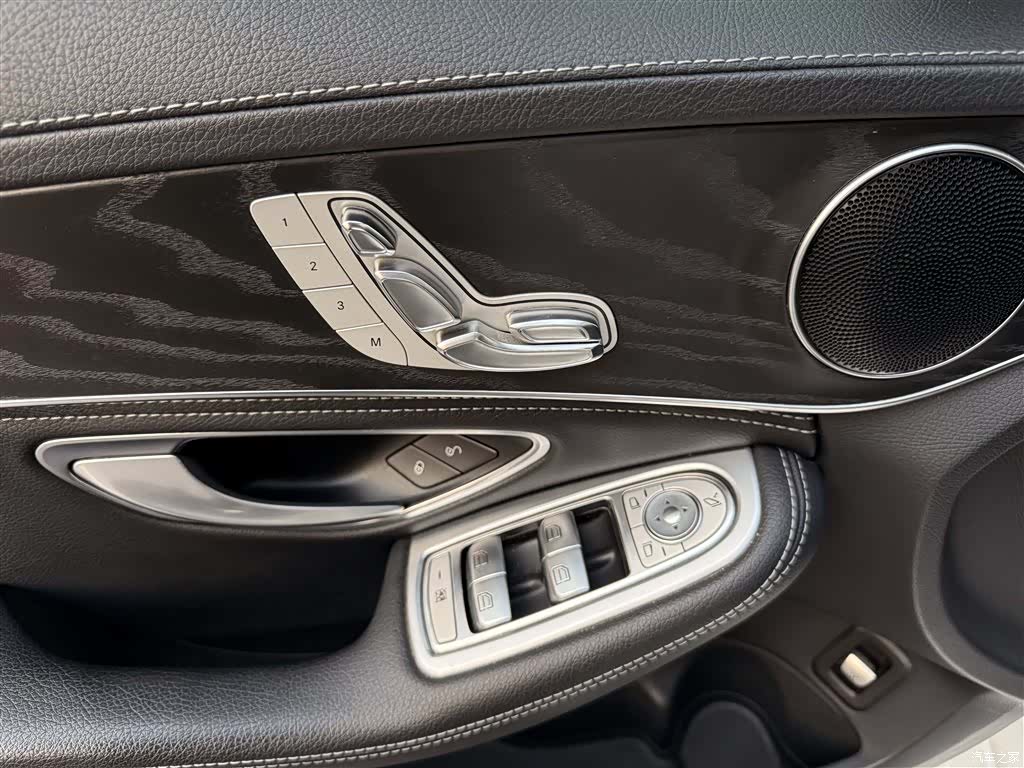 Mercedes-Benz C-Class, 2018 10