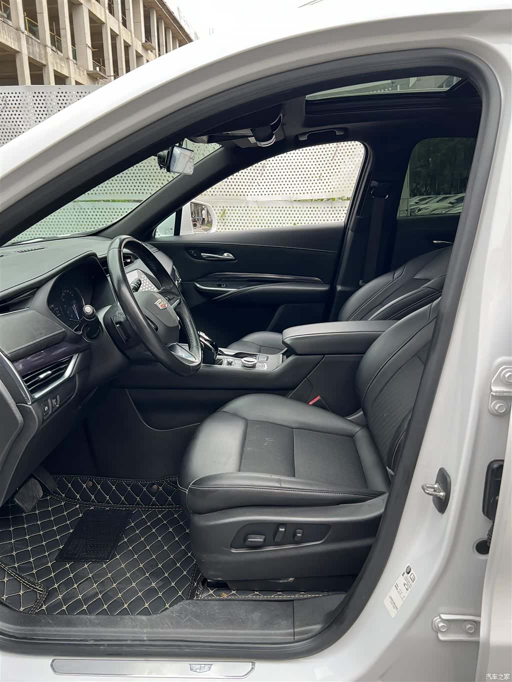 Cadillac XT4, 2021 4