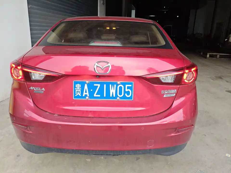 Mazda 3 Angkesaila