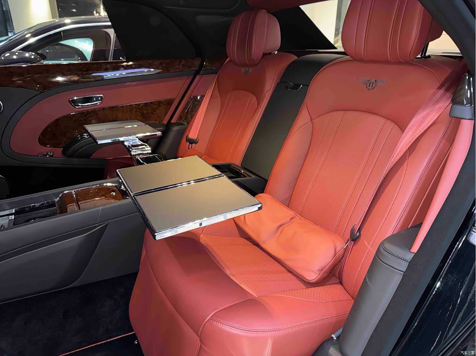 Bentley Mulsanne, 2020 16