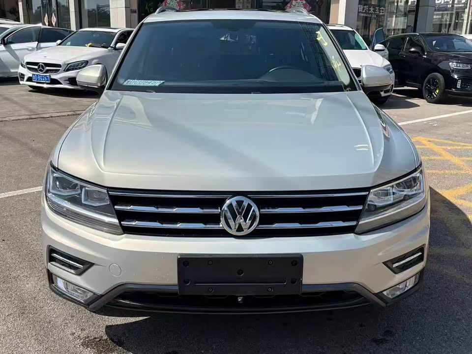 Volkswagen Tiguan L