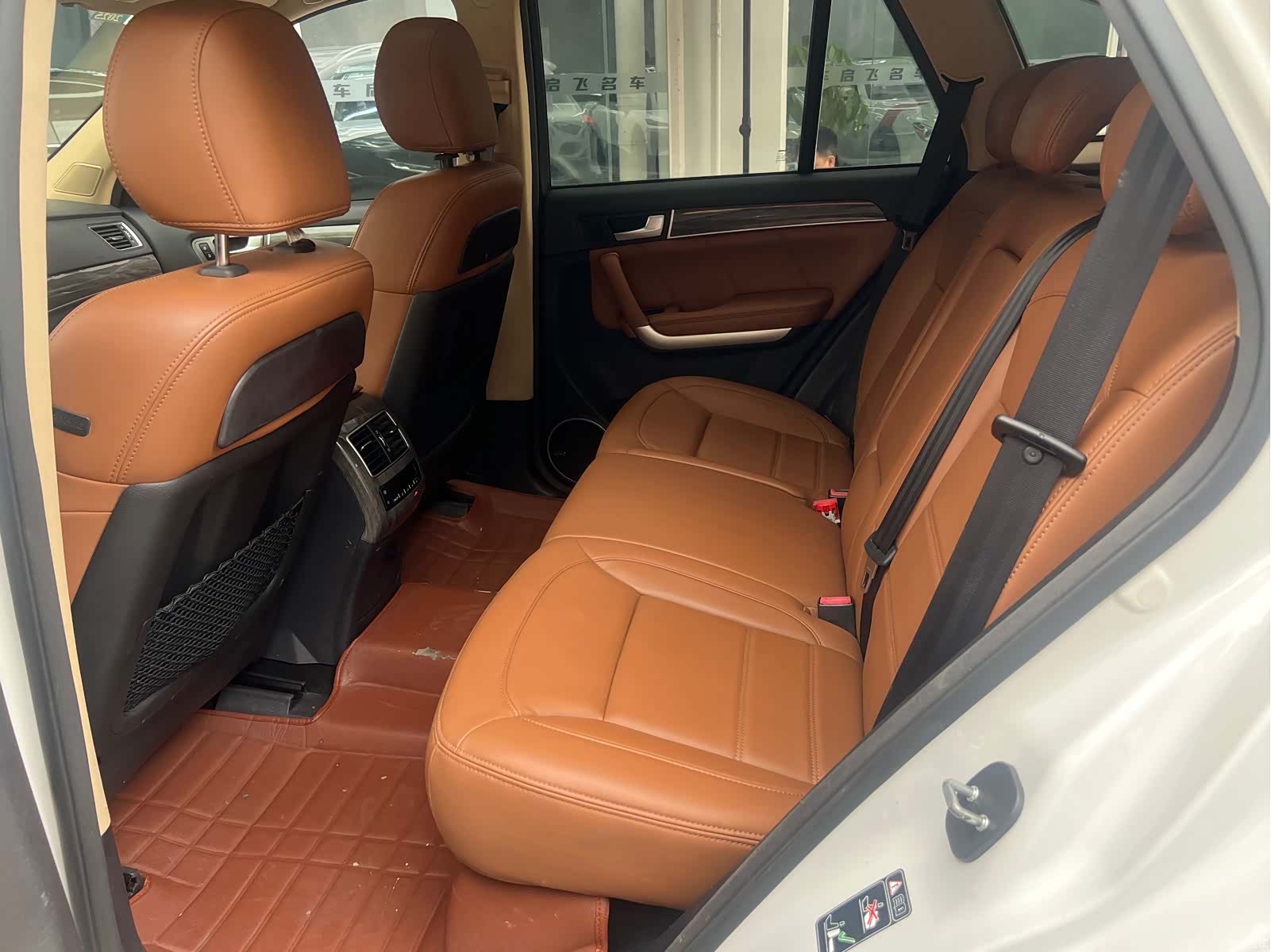 Haval H8, 2017 6