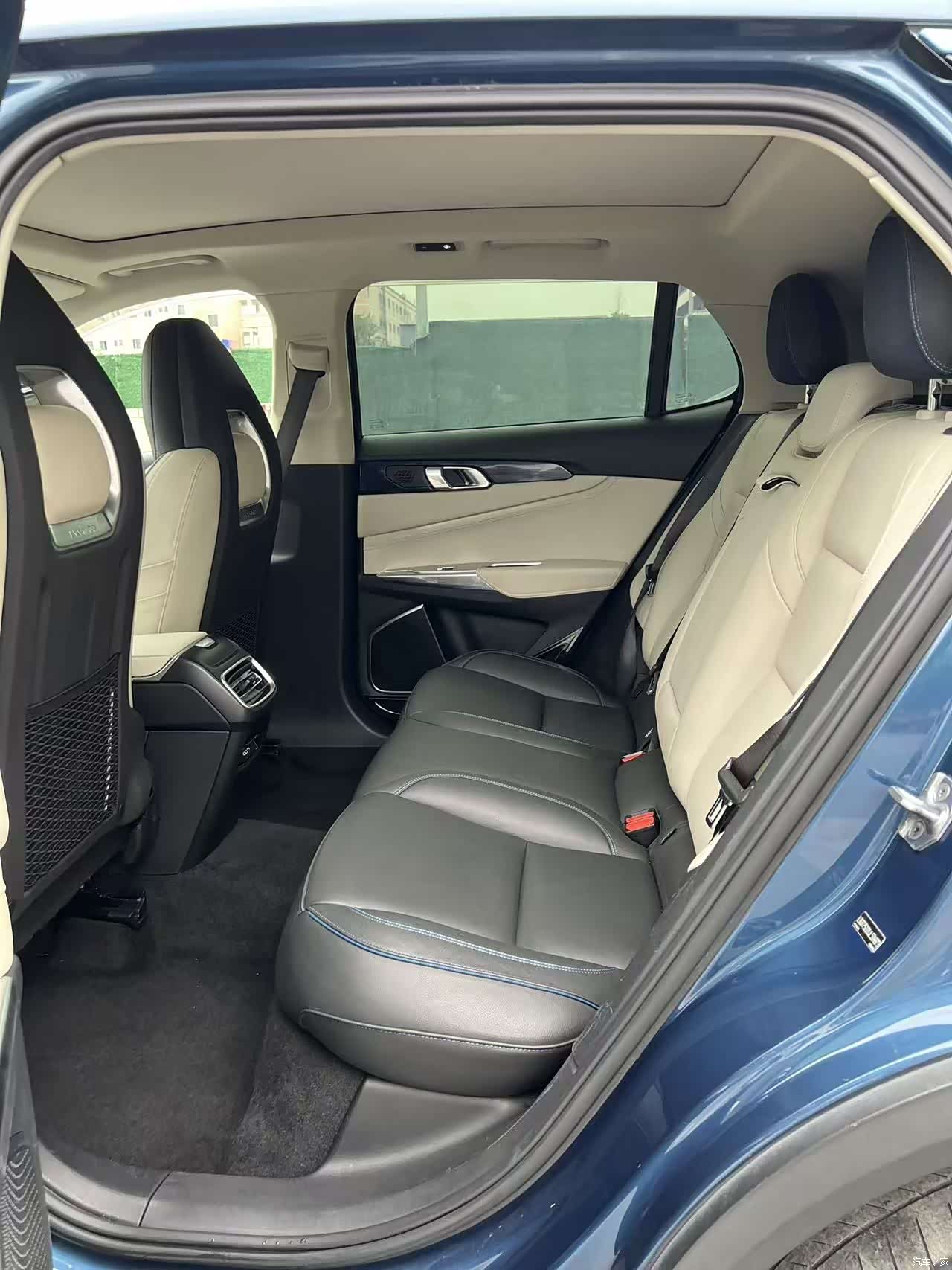 Lynk & Co 01, 2019 7
