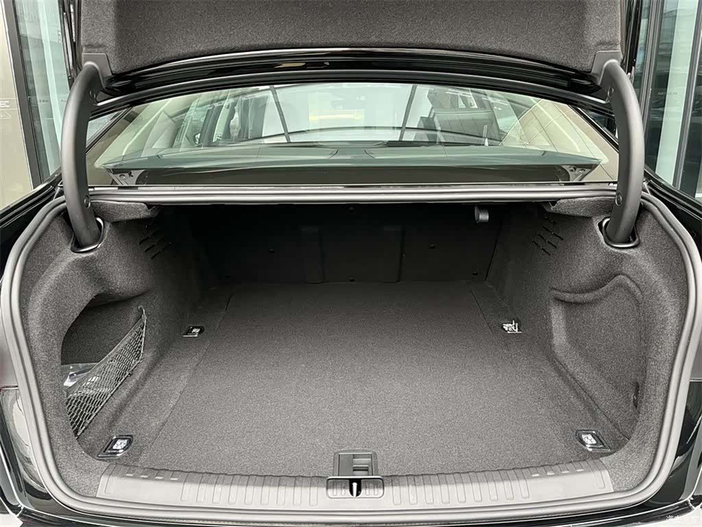 Audi A6L, 2024 9