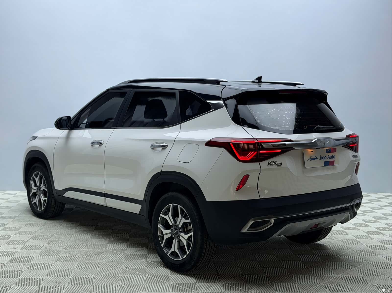 Kia KX3, 2022 4