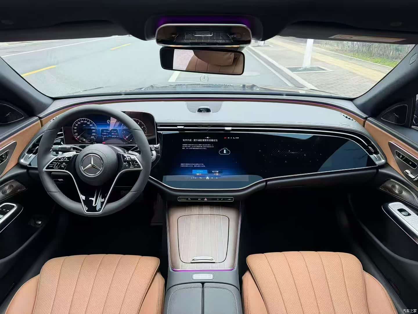 Mercedes-Benz E-Class, 2025 6