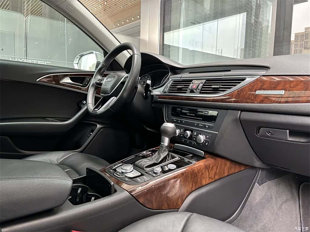 Audi A6, 2019 13