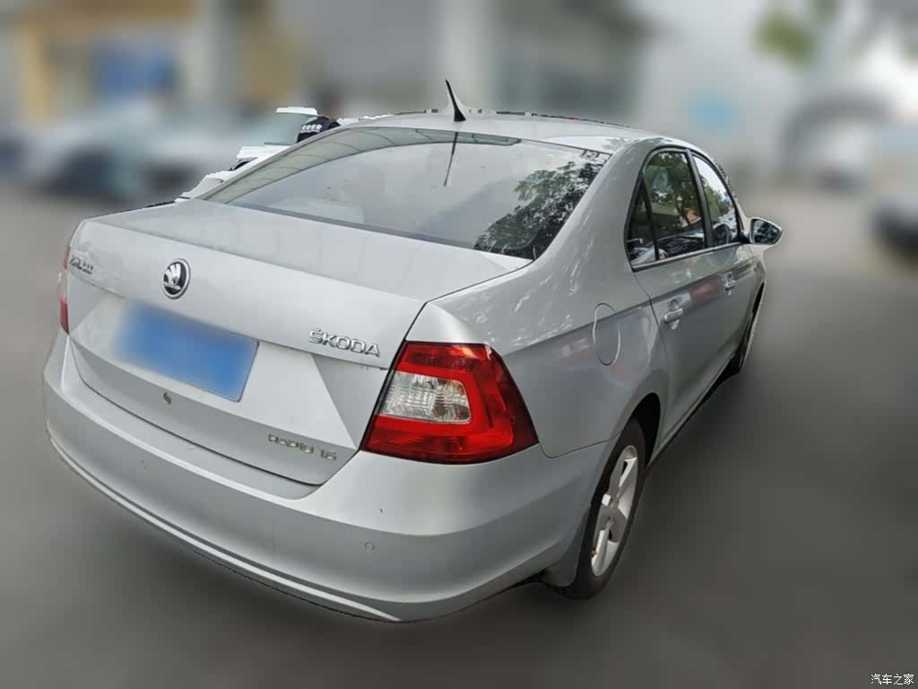 Skoda Rapid, 2014 12