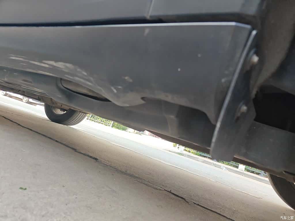Jeep Cherokee, 2019 18