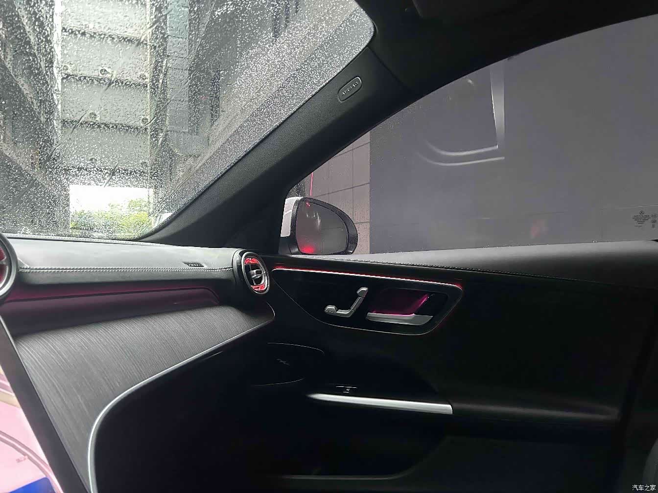 Mercedes-Benz C-Class, 2023 11