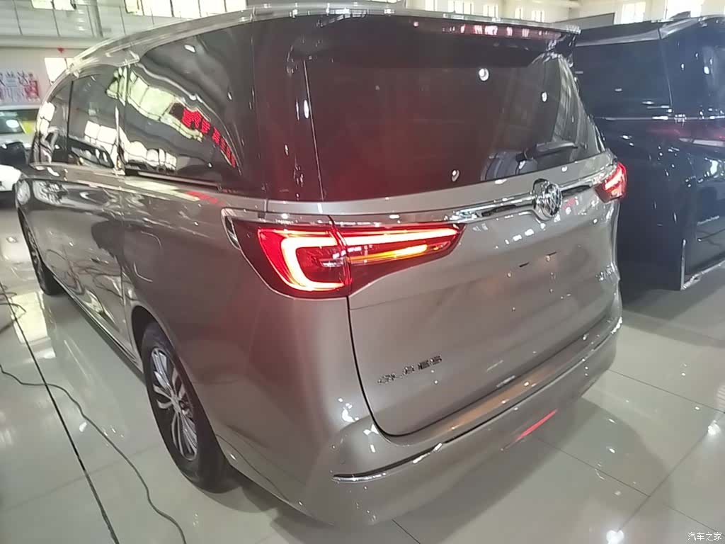 Buick GL8, 2023 все фото