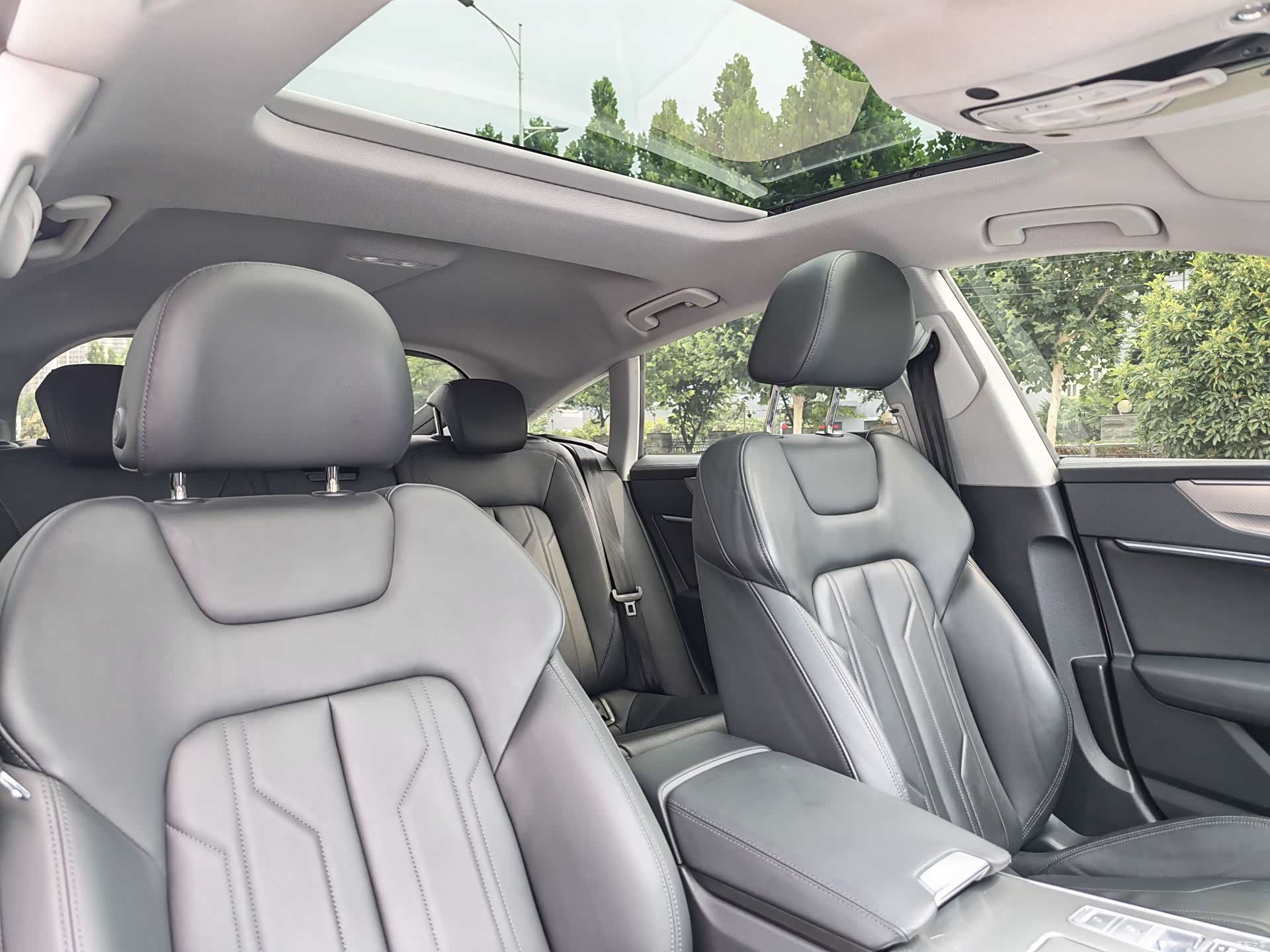 Audi A7, 2025 11