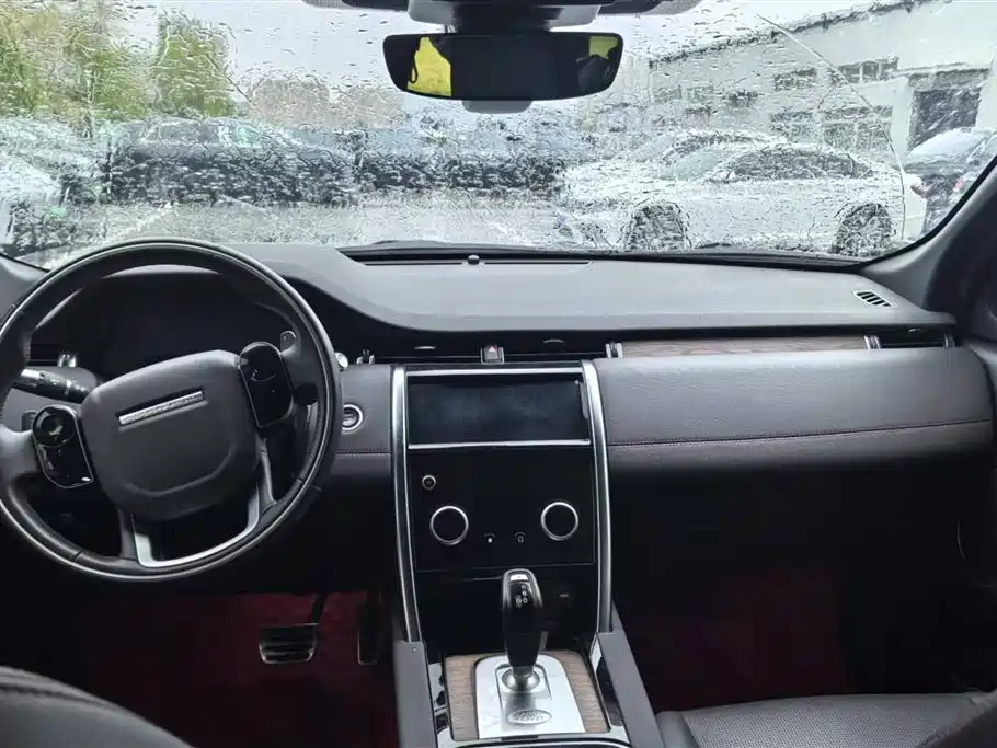 Land Rover Discover sports
