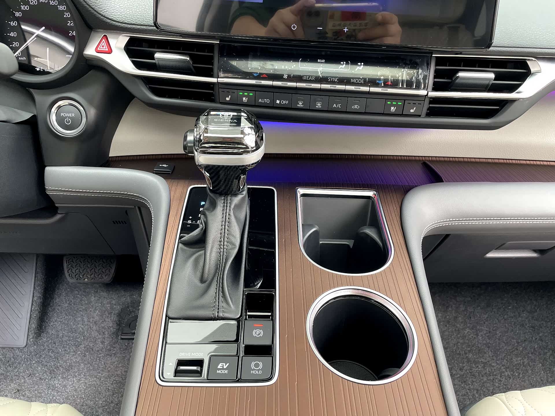 Toyota Sienna, 2026 22