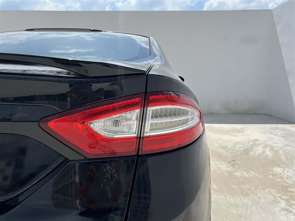 Ford Mondeo, 2014 16