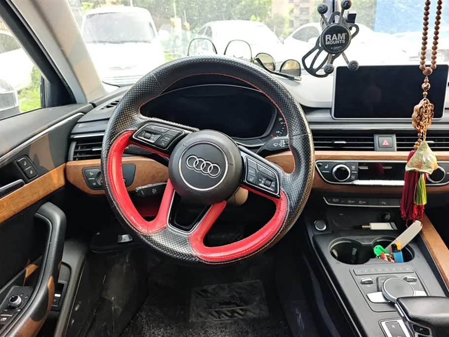 Audi A4L