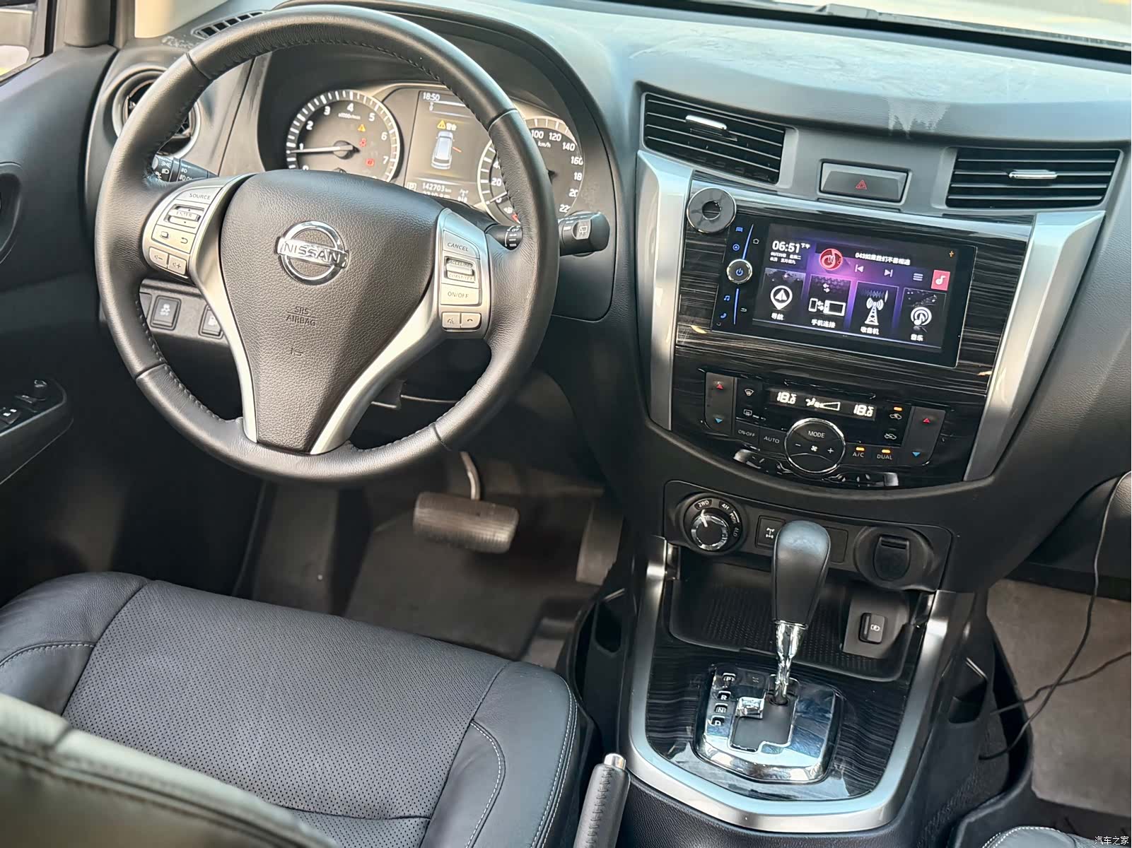 Nissan Terra, 2018 14