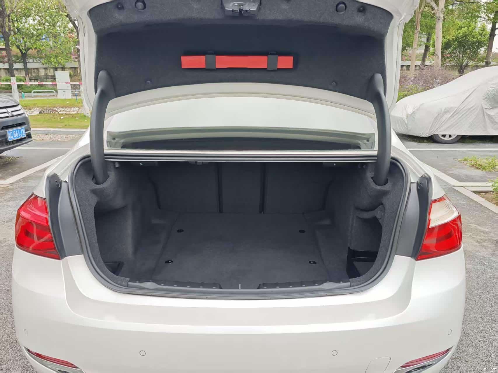 BMW 3 Series, 2017 23