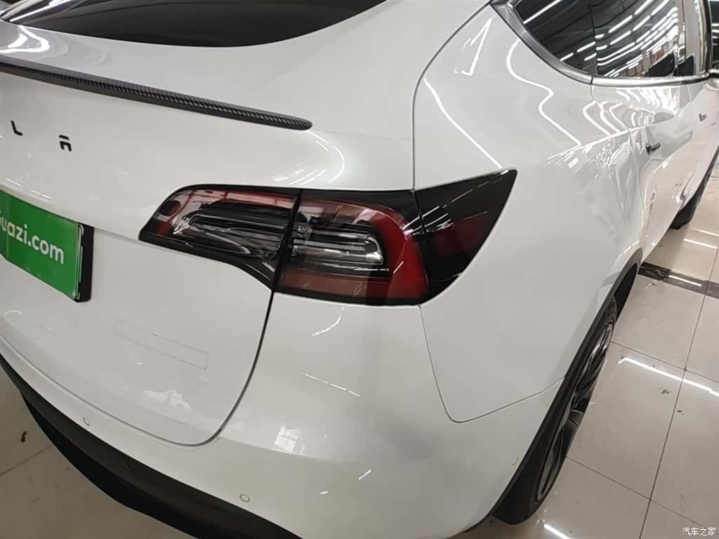 Tesla Model Y, 2022 8