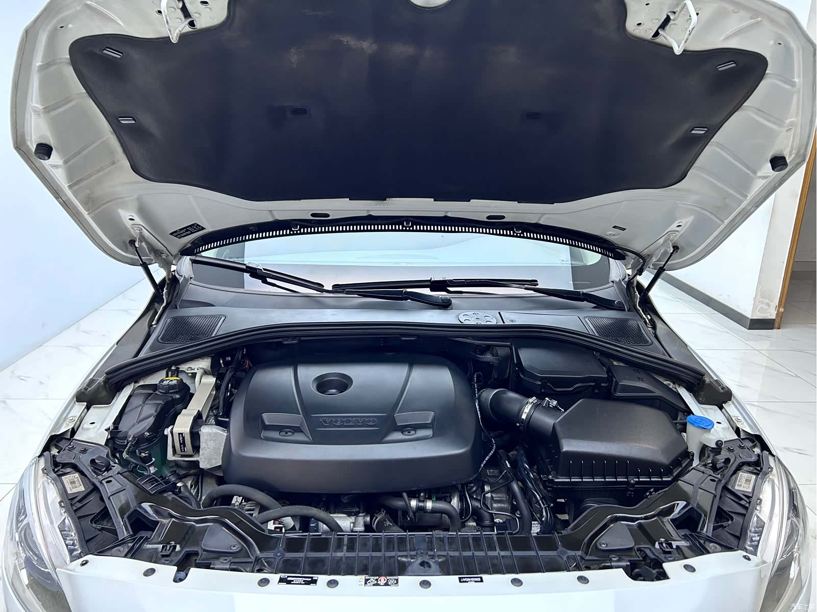 Volvo S60, 2016 25