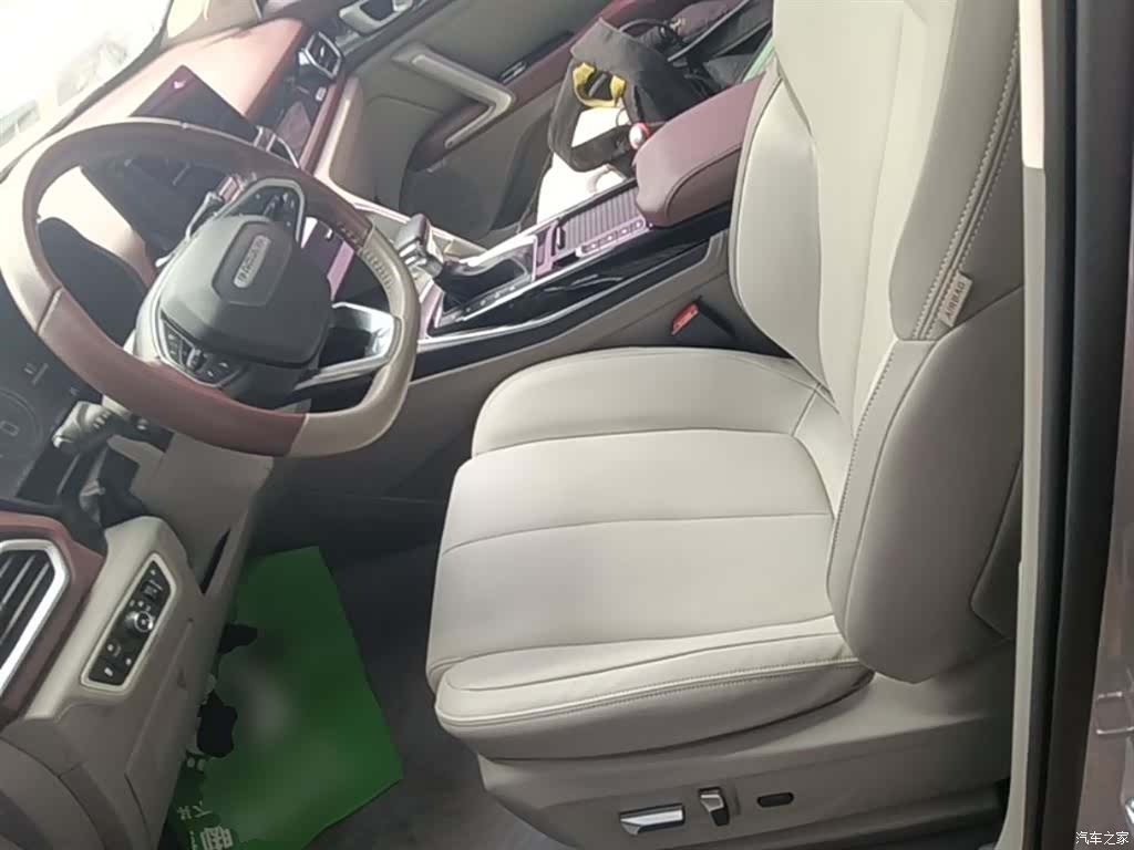 Wuling RS-5, 2019 15