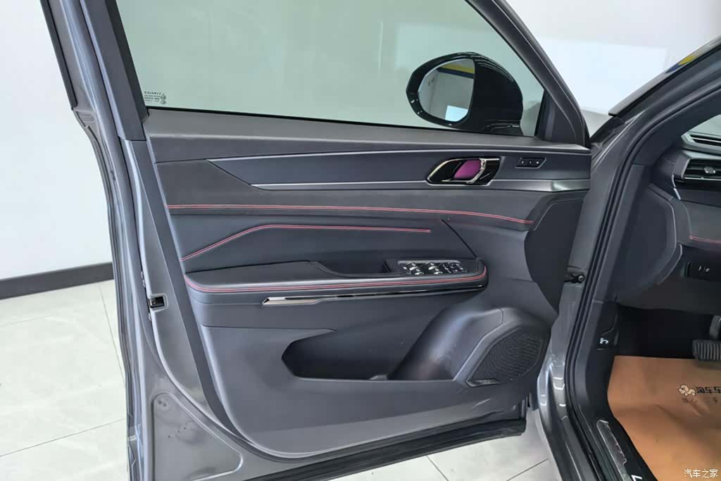 Lynk & Co 02, 2022 7