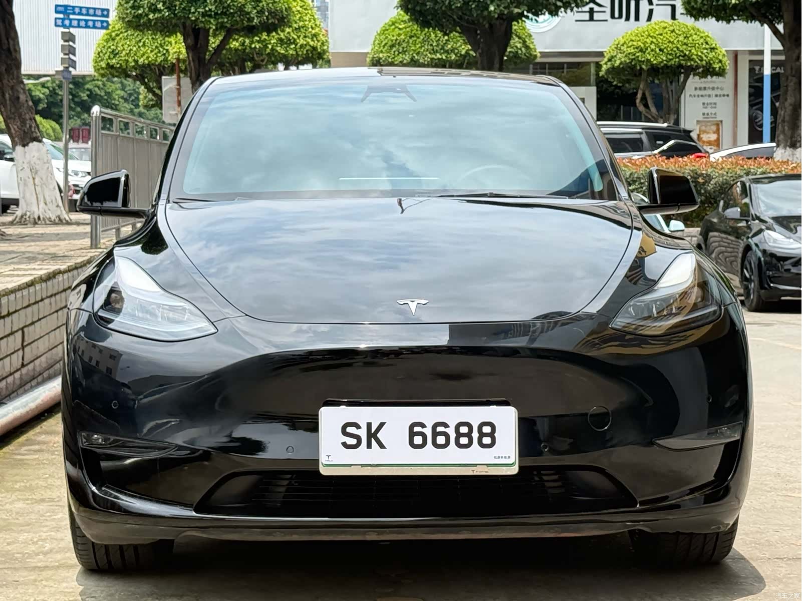 Tesla Model Y, 2023 2
