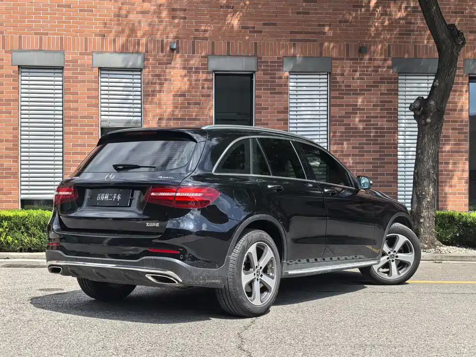 Mercedes-Benz GLC Mercedes-Benz GLC