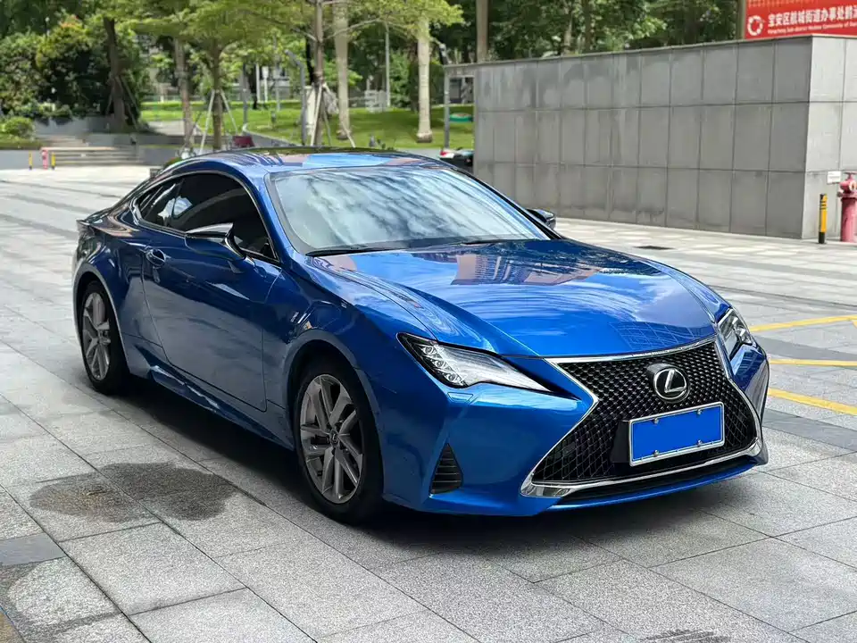Lexus RC
