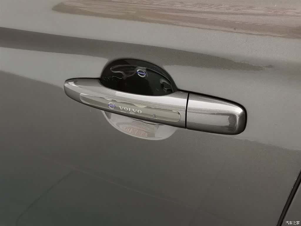 Volvo XC60, 2017 18