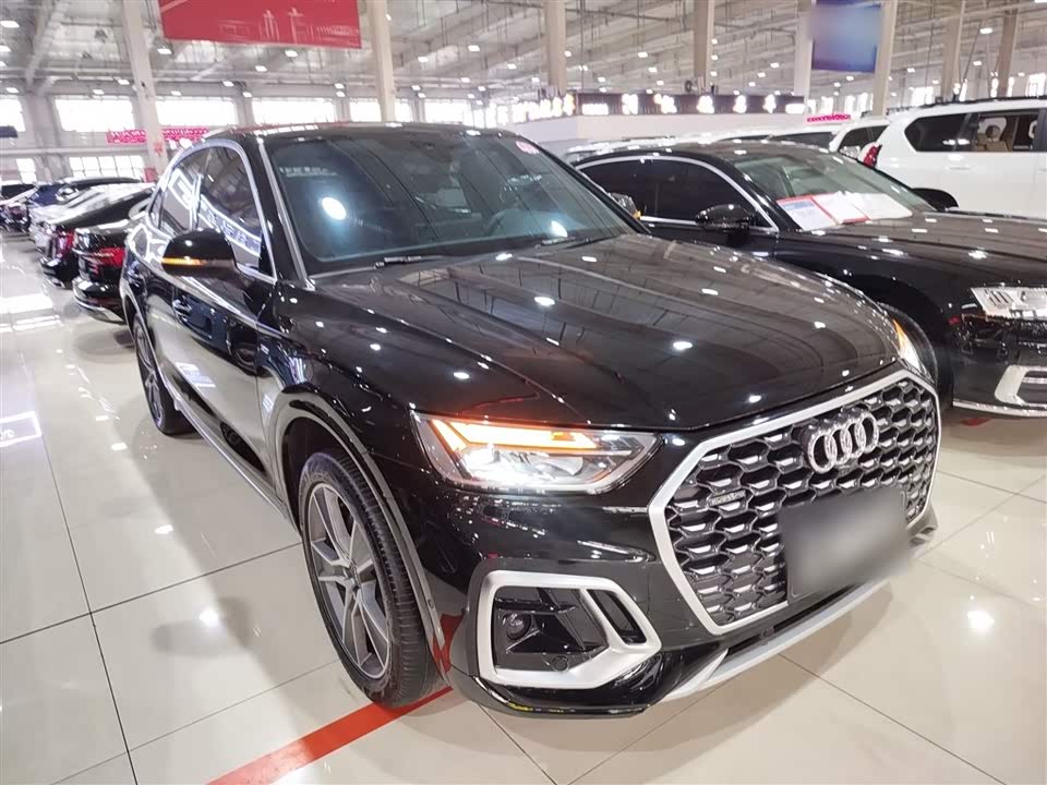 Audi Q5L Sportback