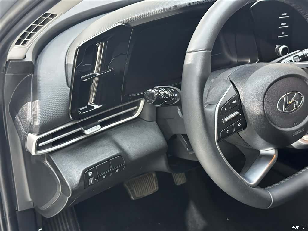 Hyundai Elantra, 2023 19