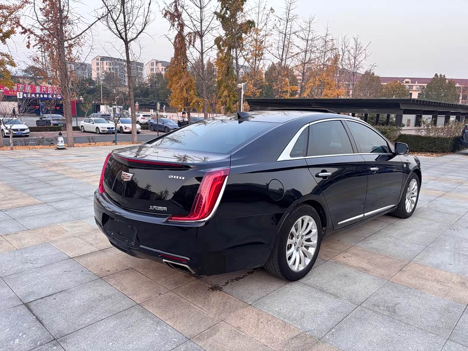 Cadillac XTS