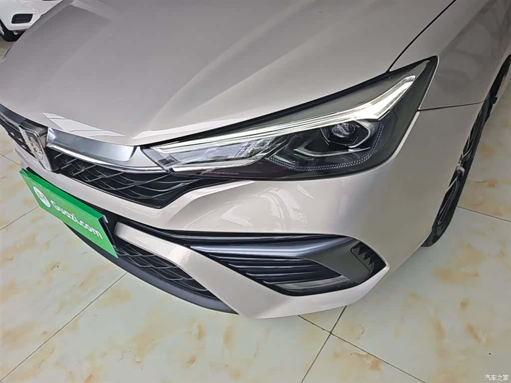Roewe i5, 2022 24