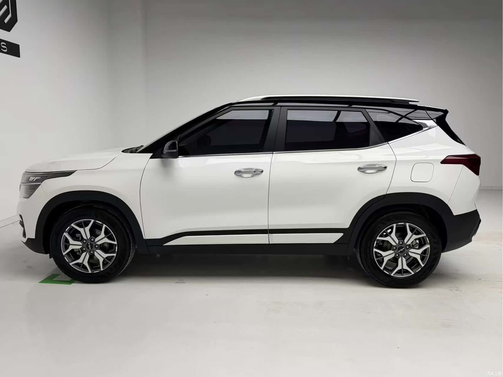 Kia KX3, 2021 9