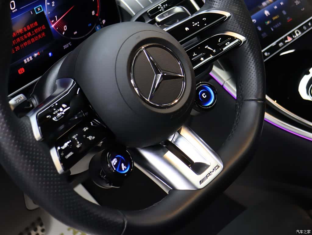 Mercedes-Benz GLC, 2024 10