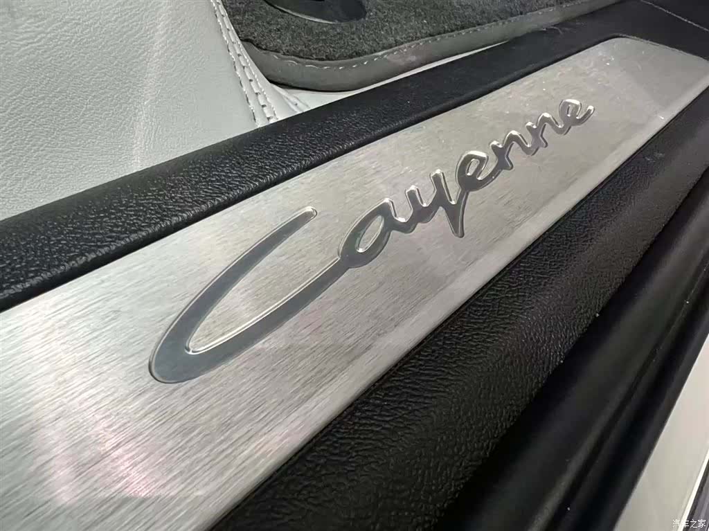 Porsche Cayenne, 2024 15