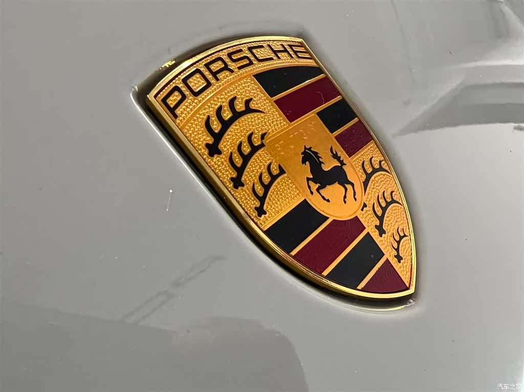 Porsche Cayenne, 2024 25