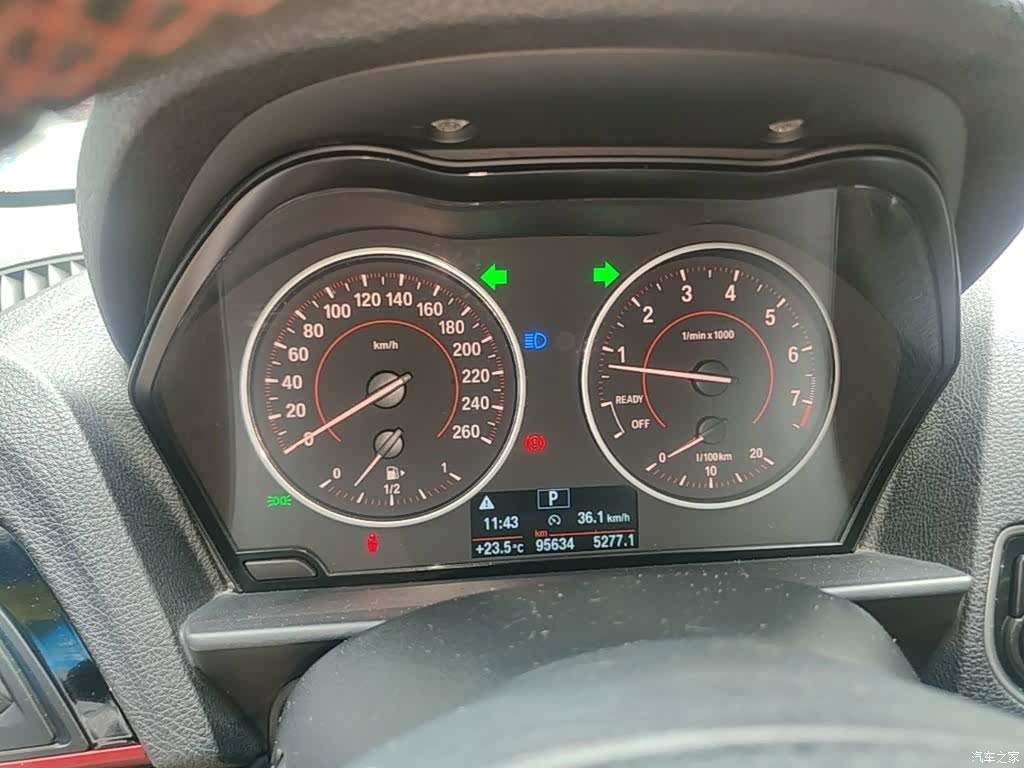 BMW 1 Series, 2016 12