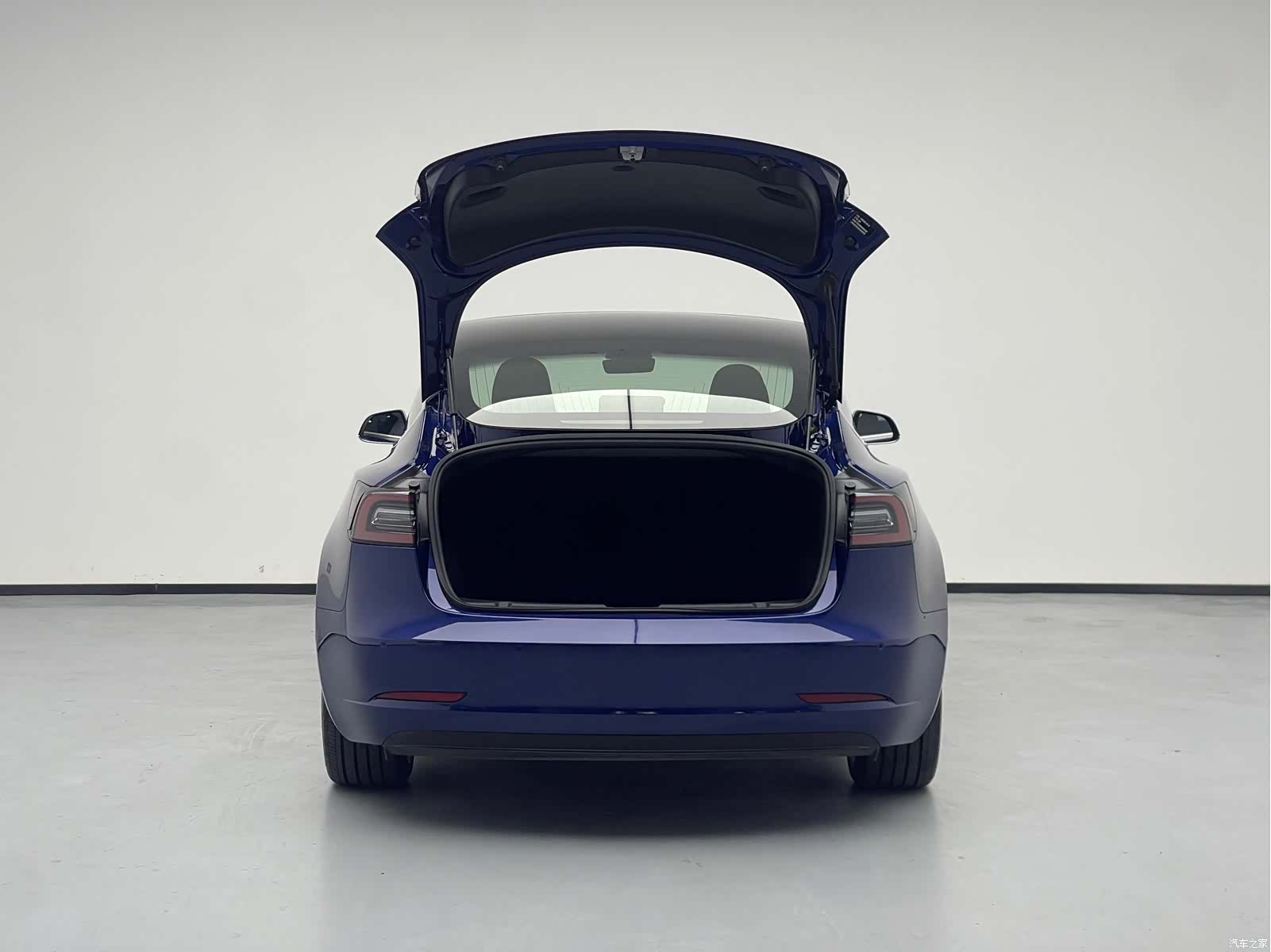 Tesla Model 3, 2020 15