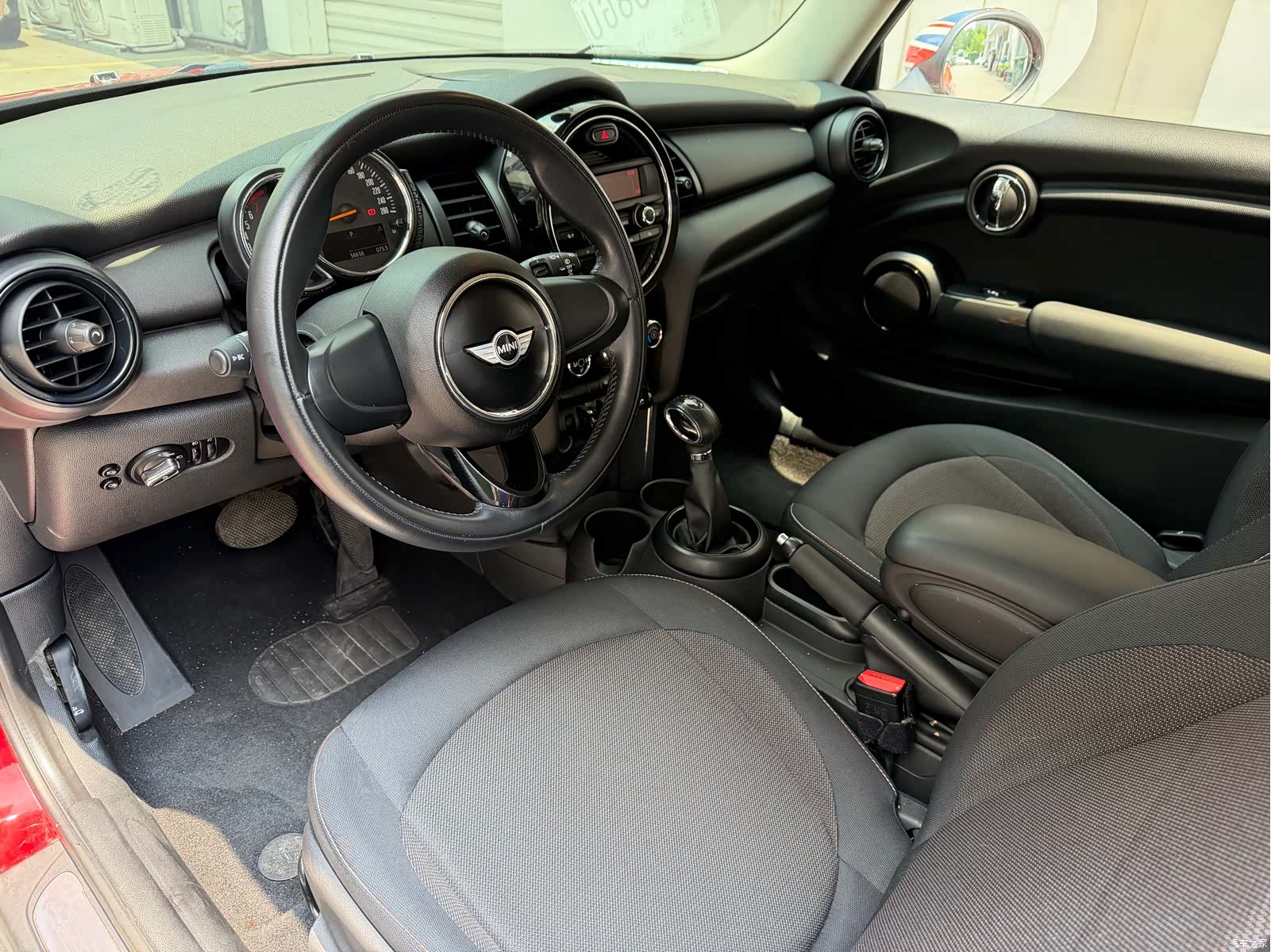 Mini ONE, 2015 7