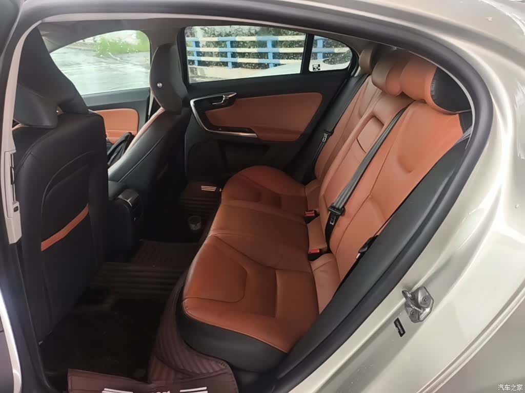 Volvo S60, 2016 13